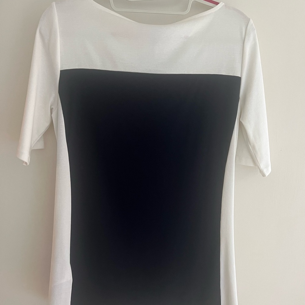 Lauren Ralph Lauren 3/4 sleeve Top NWT - Picture 2 of 3